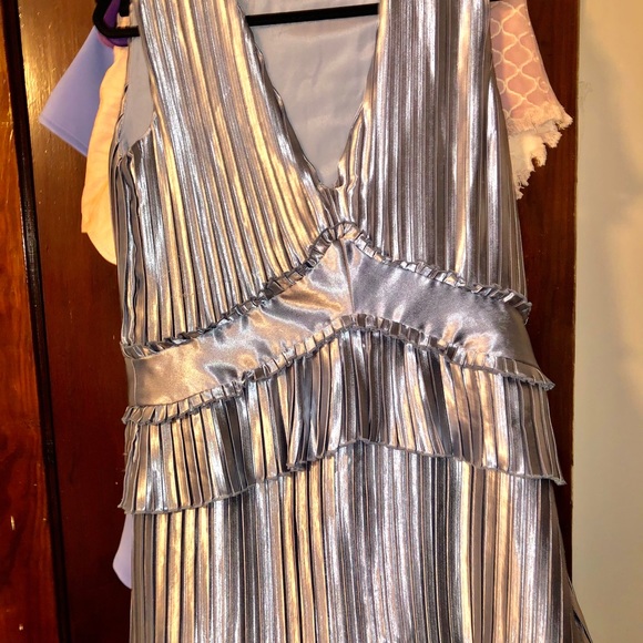 NWOT Shiny Metallic Cocktail Dress - Picture 6 of 6
